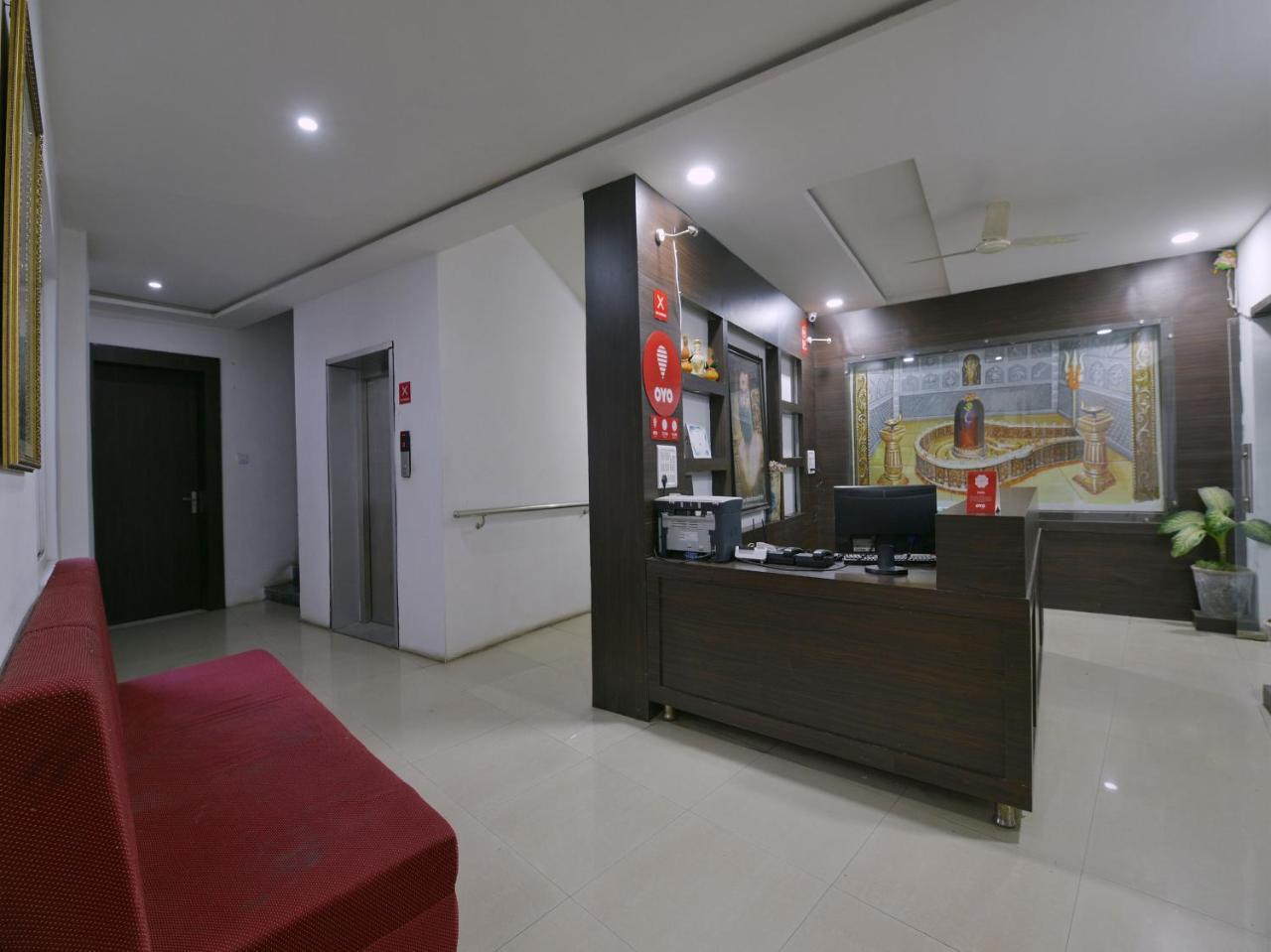 Oyo 9969 Hotel Kshipra Dham Ujjain Exterior foto